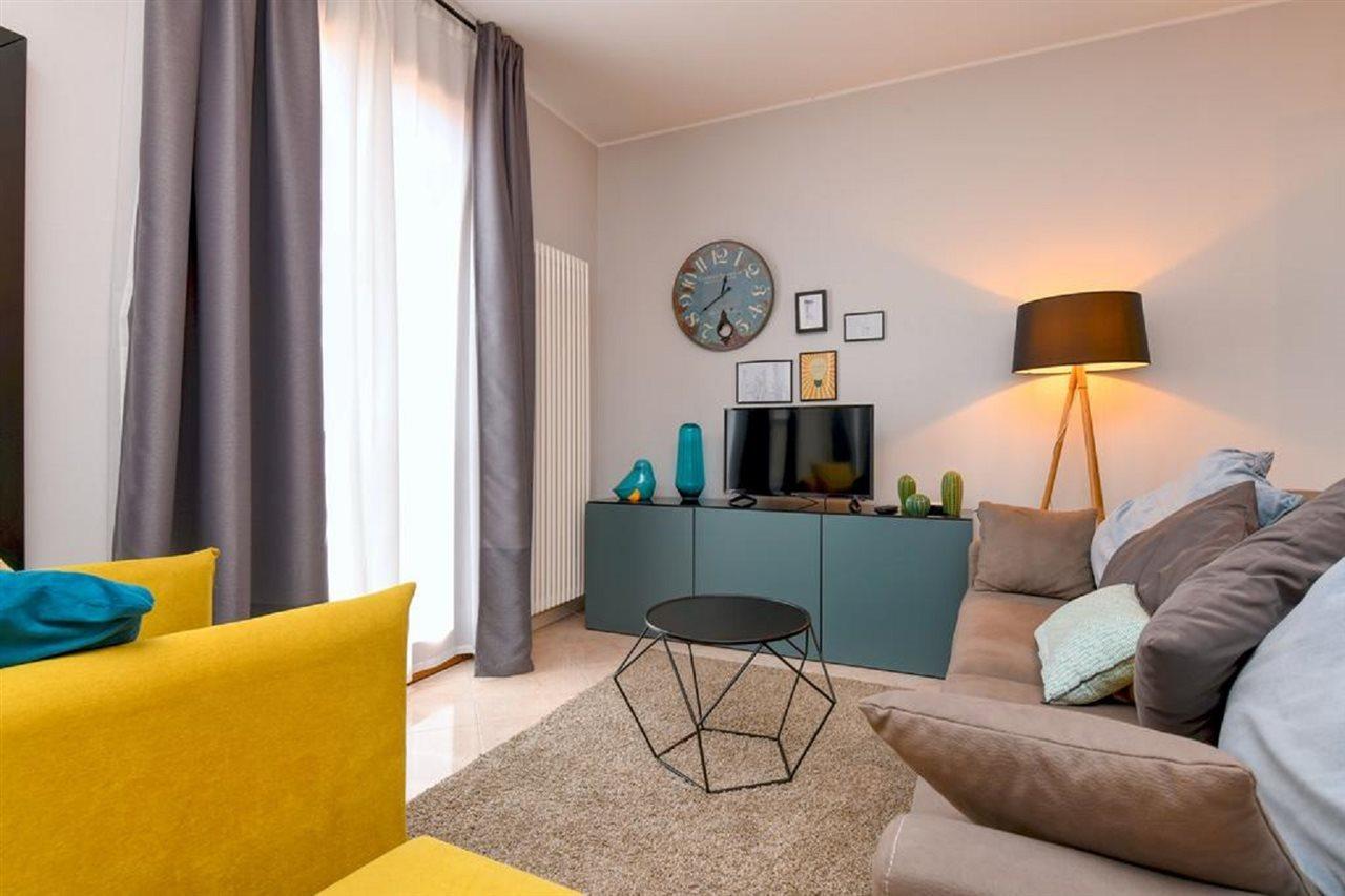 Desenzanoloft Le Chateau De Margot Десенцано дел Гарда Екстериор снимка