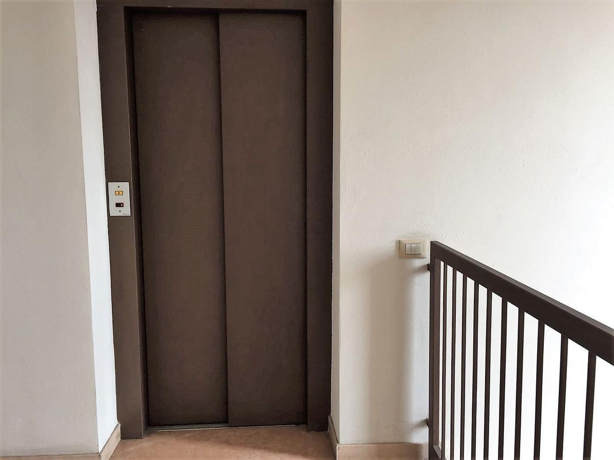 Desenzanoloft Le Chateau De Margot Десенцано дел Гарда Екстериор снимка